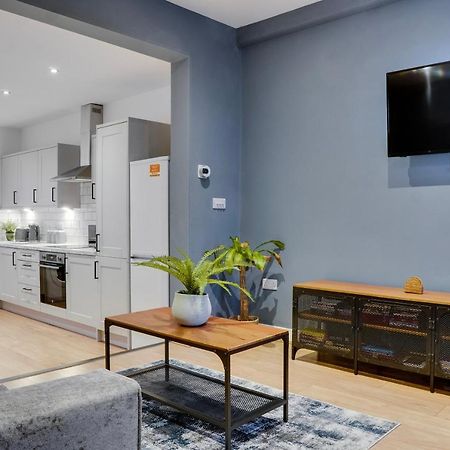 Birkenhead - 2 bedroom house Buitenkant foto